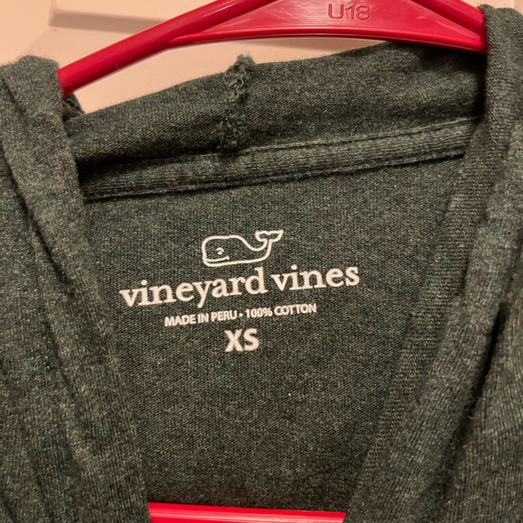 MEN’S VINEYARD VINES LONGSLEEVE HOODIE SIZE XS - Picture 2 of 3